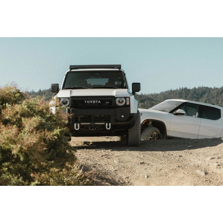 Płyta montażowa wyciągarki Toyota Land Cruiser 250 DV8 - ujęcie 10