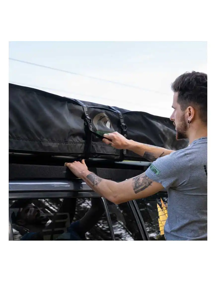The Wild Camp Kolorado II roof tent belongs to the soft-shell rooftop tent series.