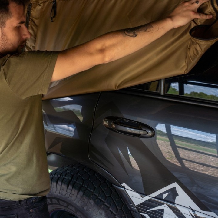 Przedsionek namiotu dachowego Wild Camp Hudson 220 Military - ujęcie 4