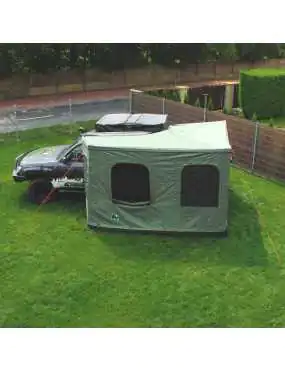 Batwing 2.4 m 270° Awning Enclosure – Green, Driver’s Side