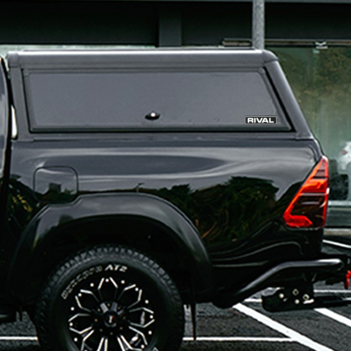 Zabudowa TOYOTA HILUX Extra Cab 2015-2020 2018-2020 2021- 2,4 L | DIESEL 2,8 L | DIESEL RIVAL 4x4 Osłony i zderzaki - ujęcie 3