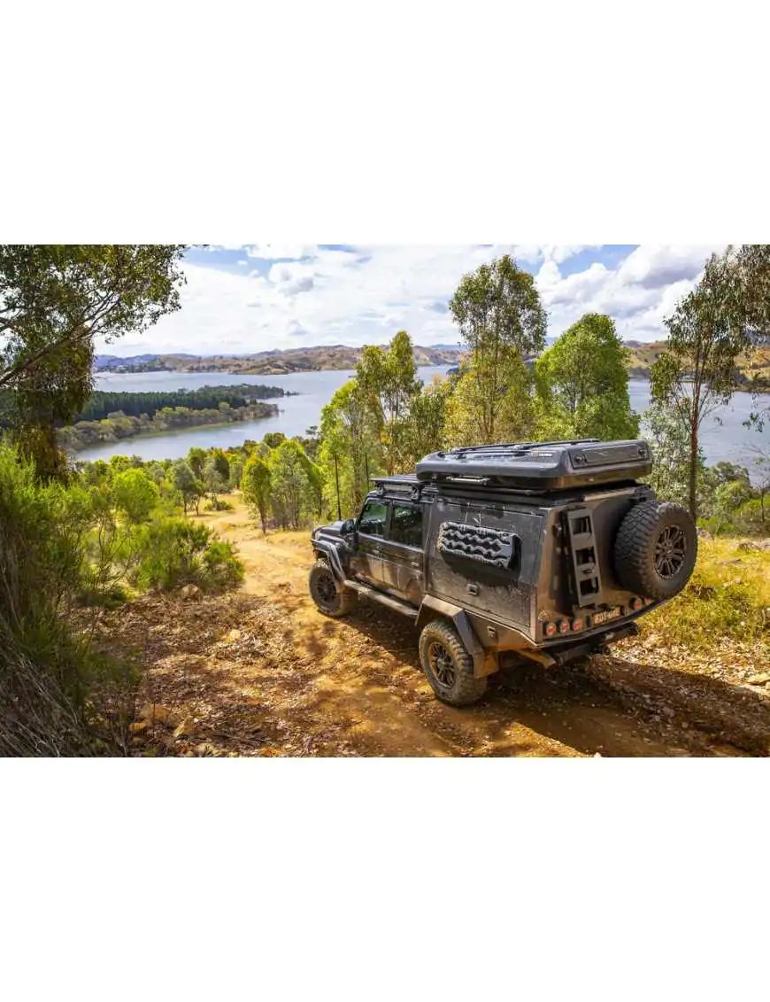 Elektryczny Namiot dachowy ARB Altitude 802500 | Szekla4x4.pl Elektryczny Namiot dachowy ARB Altitude 802500 | Szekla4x4.pl