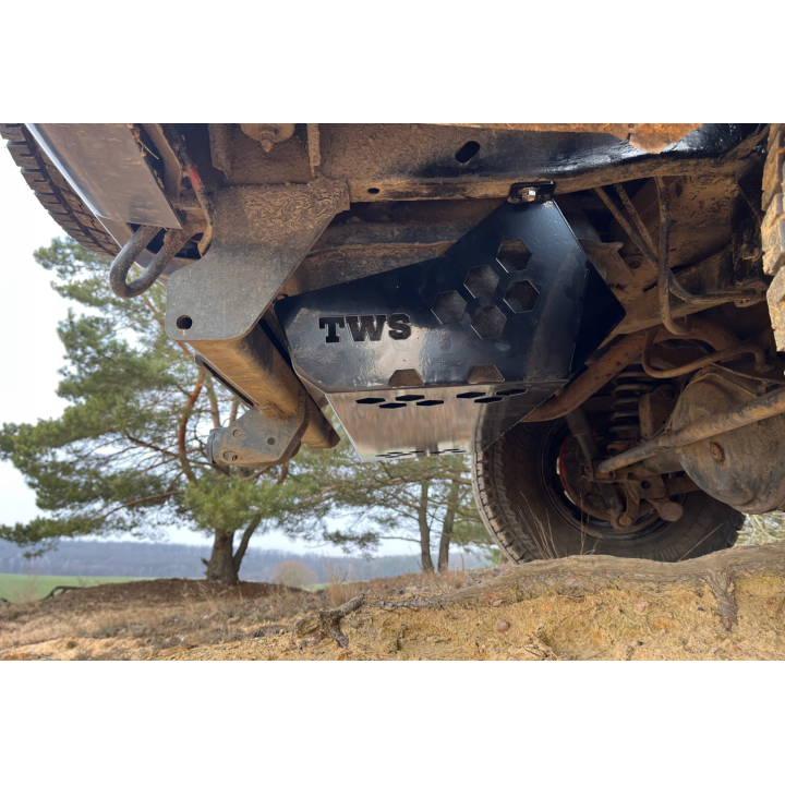 Osłona zbiornika paliwa do Grand Vitara I 98-05 XL7 5D 3D - ujęcie 4