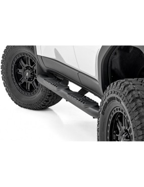 Progi, stopnie boczne czarne Rough Country Oval Nerf Steps