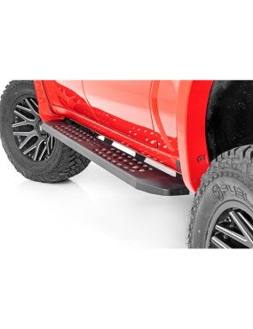Progi, stopnie Rough Country RPT2 Crew Cab
