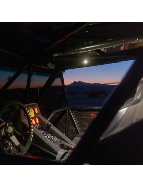 Uniwersalna lampka LED kopułkowa z włącznikiem Czerwona | Szekla4x4.pl