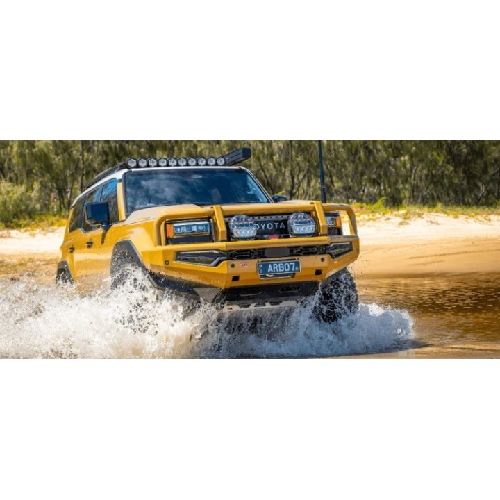 Przedni zderzak stalowy pod wyciągarkę ARB Summit MKII Bullbar do Land Cruiser 250 Prado 2.8L - ujęcie 4