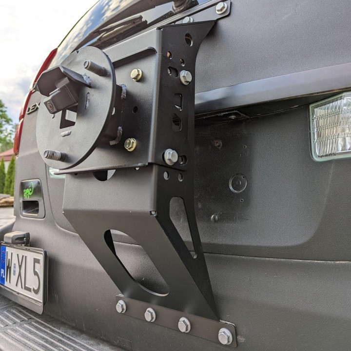 Mocowanie Koła Zapasowego - LC120/GX470
