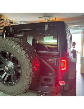 Niskoprofilowe tylne lampy z modułem EU Jeep Wrangler JK