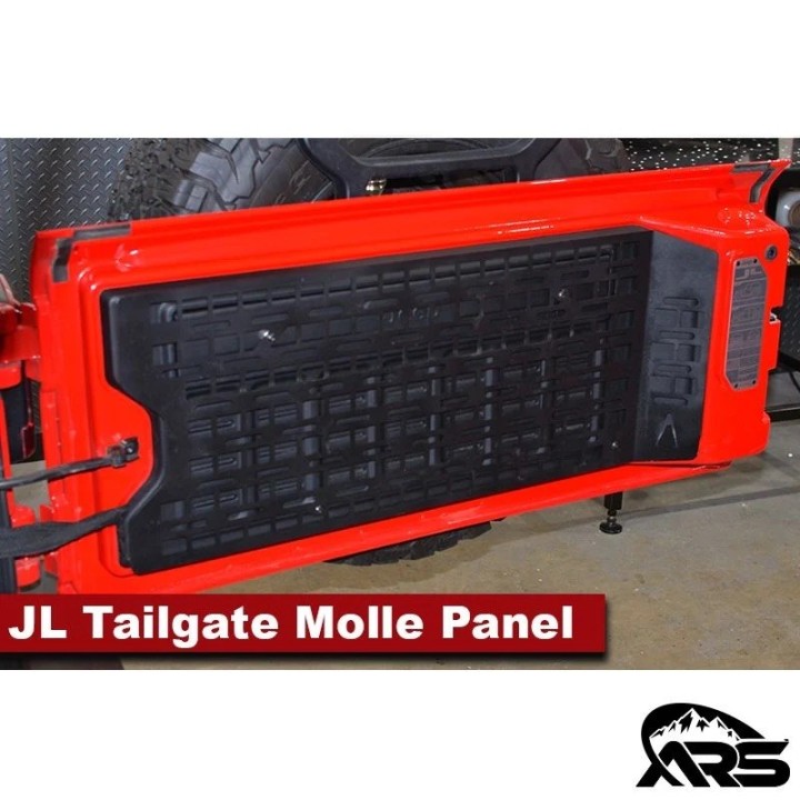 Panele Molle na klapę tylną Jeep Wrangler JL JLU METALCLOAK - ujęcie 2