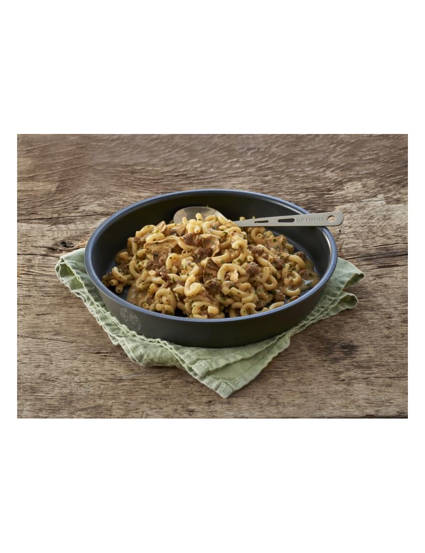 Danie z wołowiną i makaronem 160g