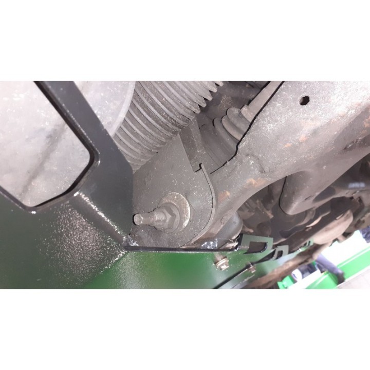 Osłona sinika,chłodnic i przedniego mostu OFFROAD Land Rover Discovery 3 2004-2009