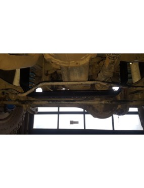 Osłona miski olejowej Nissan Patrol Y61 1998-2004 lift 0-2 cale czerwona