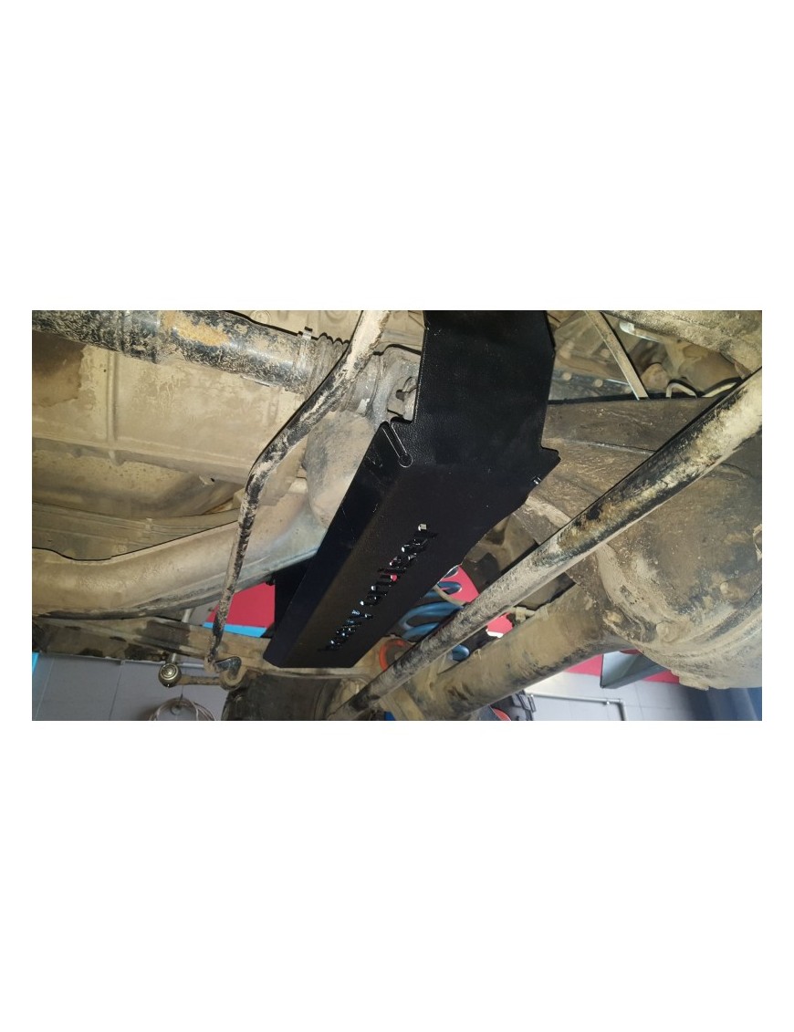 Osłona miski olejowej Nissan Patrol GU4 2005-2019 lift 3-4 cale czerwona