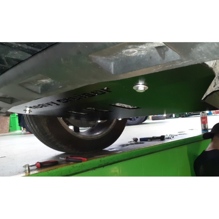 Osłona chłodnic Standard Range Rover L322 facelift 2009-2012 aluminiowa