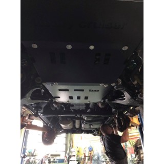 Osłona chłodnic , silnika i przedniego zderzaka Toyota Sequoia 2007-2014