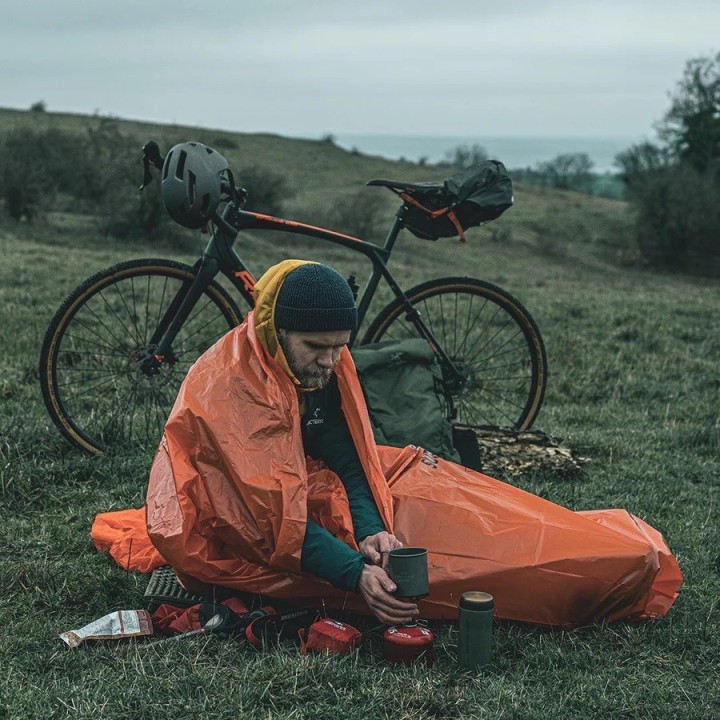 Koc ratunkowy Lifesystems Survival Bag - ujęcie 8