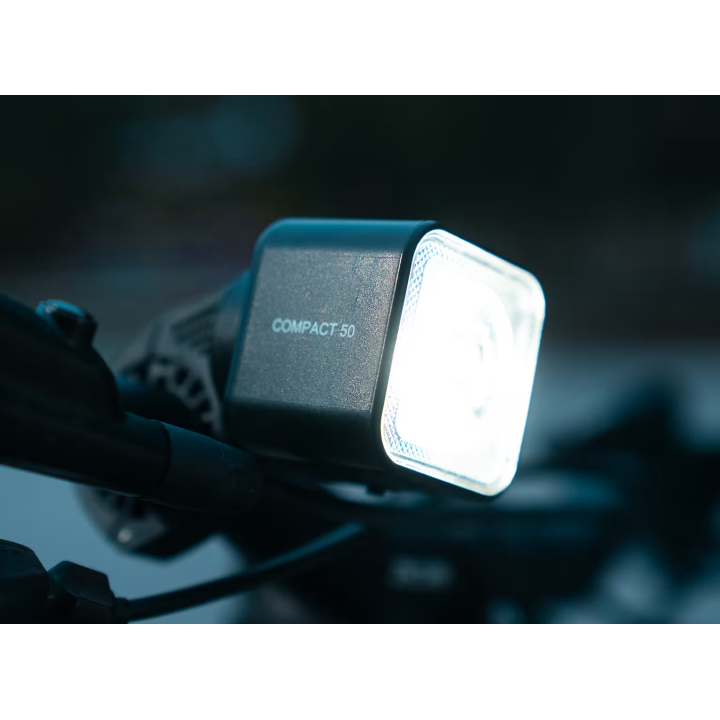 OSRAM LEDsBIKE COMPACT 50 SET – zestaw lampek rowerowych LED 50 lx, przód + tył - ujęcie 10