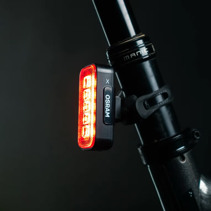 OSRAM LEDsBIKE EXPLORER X 500 SET – zestaw lampek rowerowych LED 500 lm, USB-C, IP54 - ujęcie 14