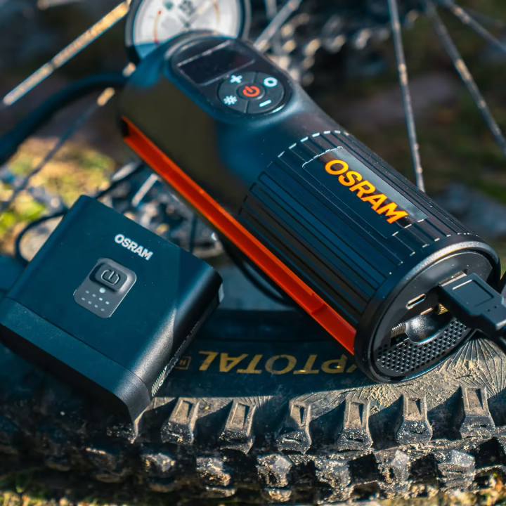 OSRAM LEDsBIKE EXPLORER X 1000 SET – zestaw lamp rowerowych LED, 1 000 lm, USB-C - ujęcie 12