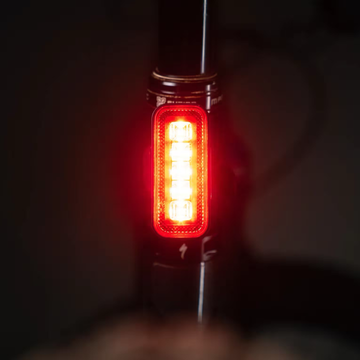 OSRAM LEDsBIKE EXPLORER X 1000 SET – zestaw lamp rowerowych LED, 1 000 lm, USB-C - ujęcie 14