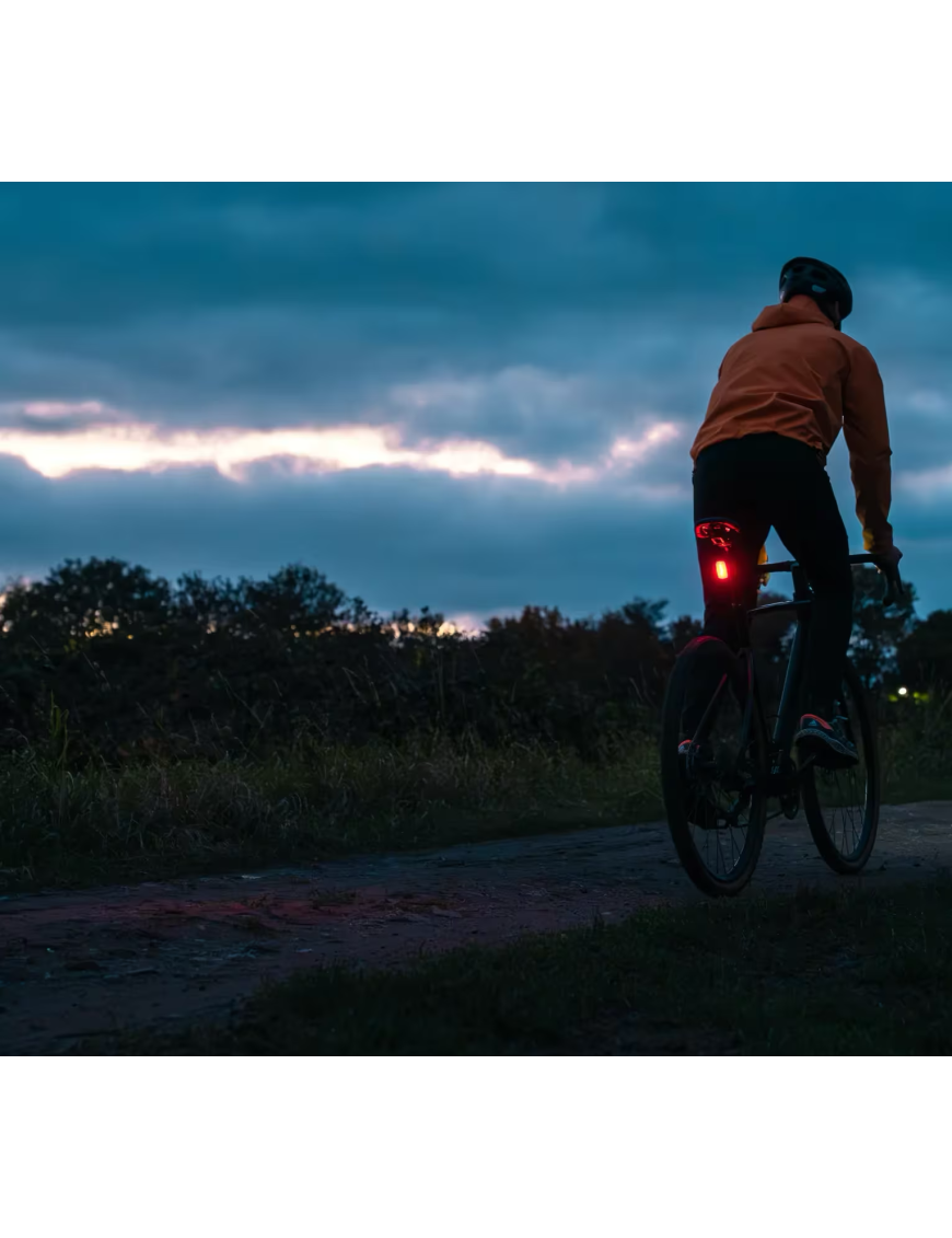 OSRAM LEDsBIKE EXPLORER X 1000 SET – zestaw lamp rowerowych LED, 1 000 lm, USB-C