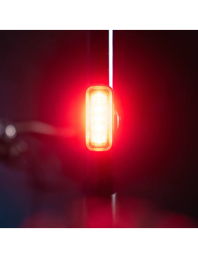OSRAM LEDsBIKE X REAR – tylna lampka rowerowa LED z czujnikiem hamowania, USB-C, IP54