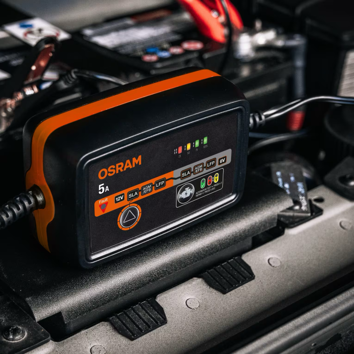 OSRAM BATTERYcharge 1005 – inteligentny prostownik 5 A, 6/12 V, 4–120 Ah - ujęcie 18
