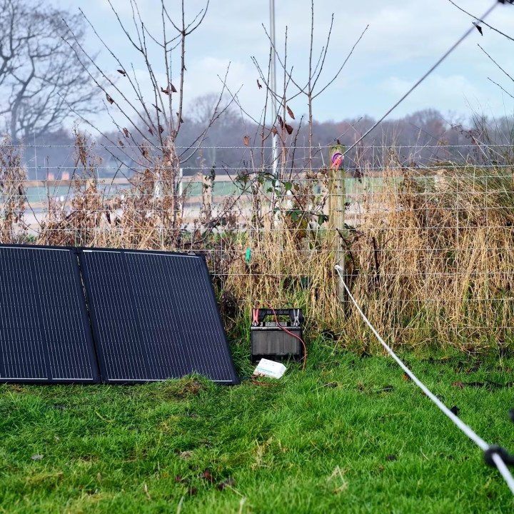 OSRAM BATTERYcharge SOLAR 200W OHPS200 – składany panel solarny 200 W do akumulatorów 12 V - ujęcie 13