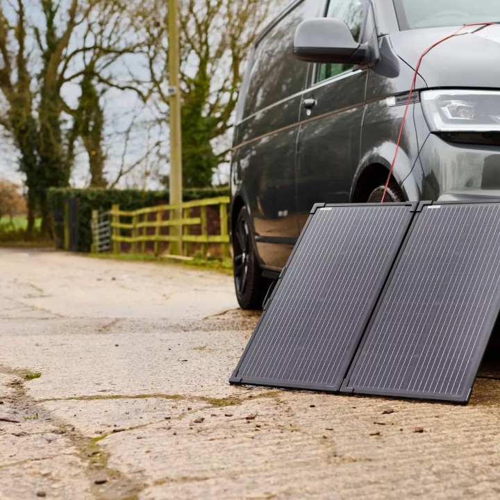 OSRAM BATTERYcharge SOLAR 100W OHPS100 – panel solarny 12 V - ujęcie 11