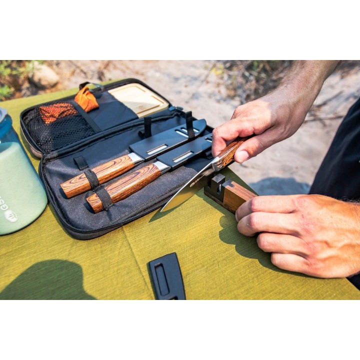 GSI Outdoors RAKAU Knife Set – zestaw 3 noży turystycznych z deską i etui - ujęcie 6