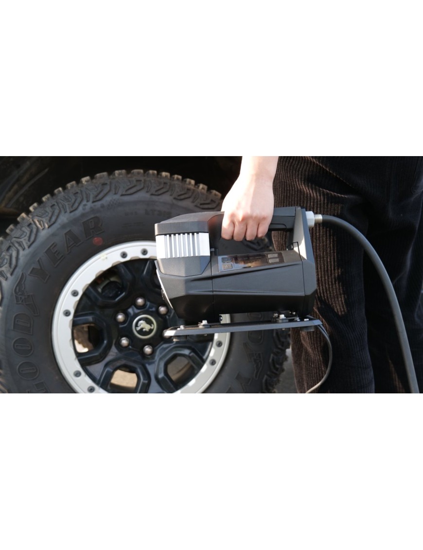 T-MAX Storm Pump – kompresor samochodowy 12 V, 190 l/min, 150 PSI