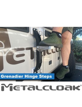 MetalCloak Rocklander – stopnie na zawiasach, Ineos Grenadier, para