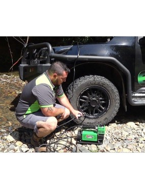 Kompresor przenośny EFS 12V, 160 l/min — wąż 5 m z manometrem