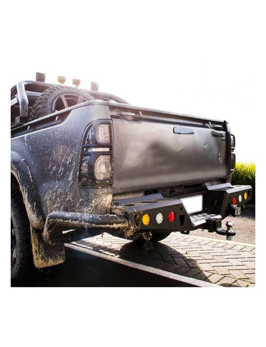 Zderzak tylny stalowy EFS z orurowaniem i światłami LED — Toyota Hilux Revo od 08.2015