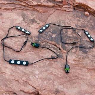 Zestaw oswietlenia LED progow Rock Slide Engineering, para - ujęcie 2