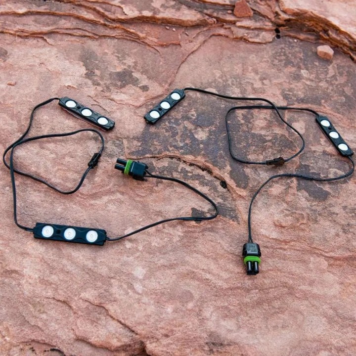 Zestaw oswietlenia LED progow Rock Slide Engineering, para - ujęcie 2