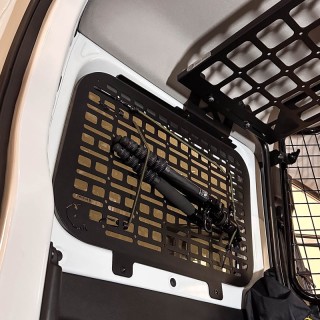 Panel Wewnętrzny MOLLE - Jimny IV (JB74, 2018+) - Strona: Prawa Bison Gear