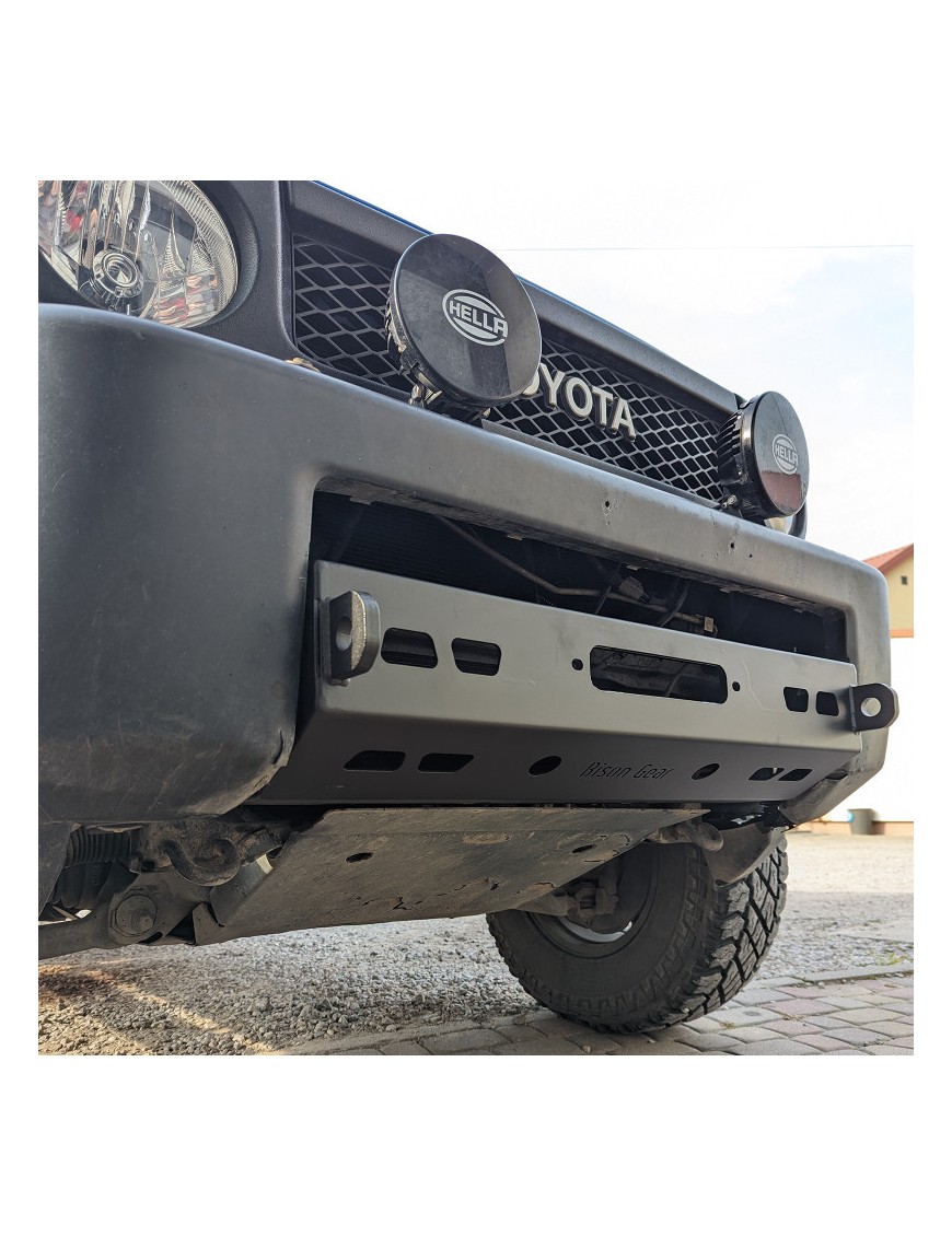 Zderzak pod Wyciągarkę - FJ Cruiser