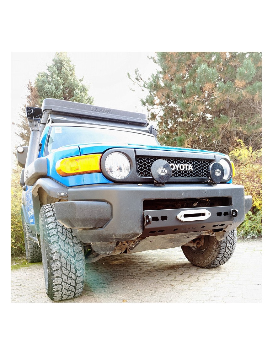 Zderzak pod Wyciągarkę - FJ Cruiser