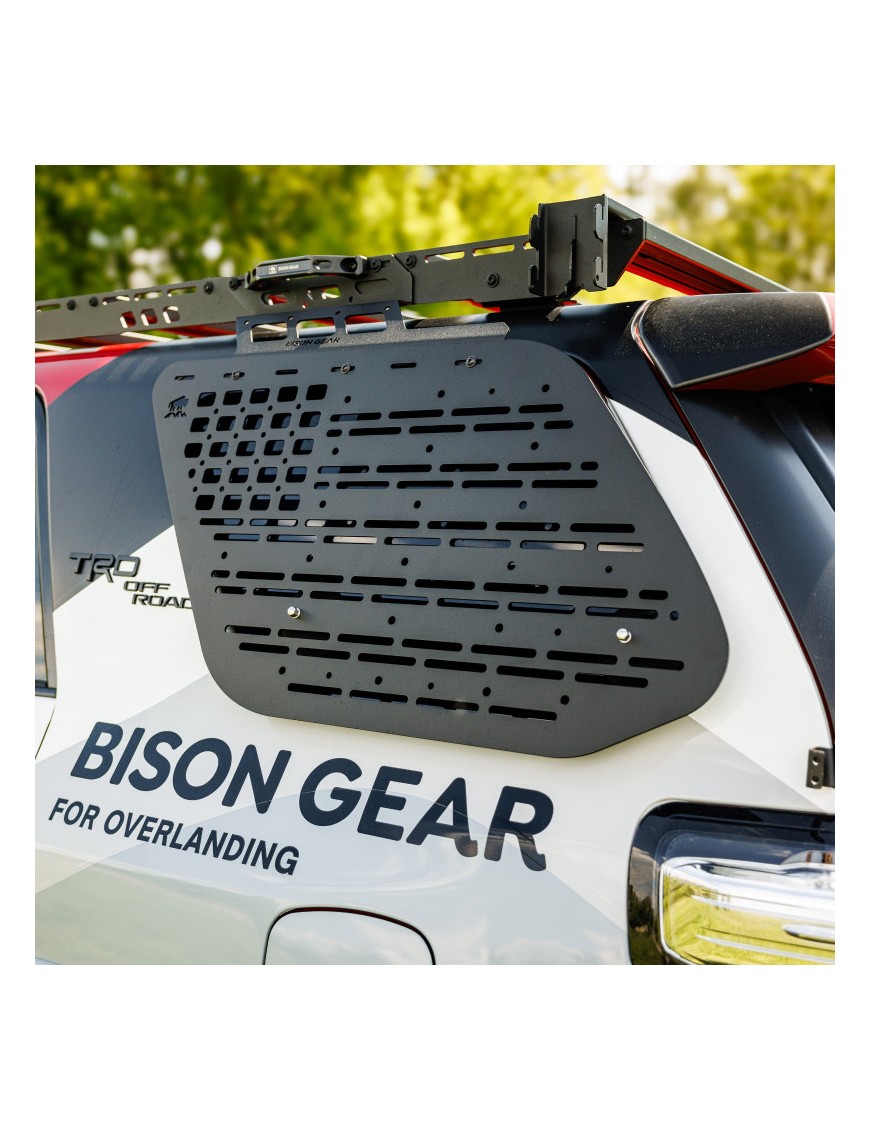 Zewnętrzny panel MOLLE Bison Gear - Toyota 4Runner 5. gen. - Strona: Prawa, Bagażnik niskoprofilowy