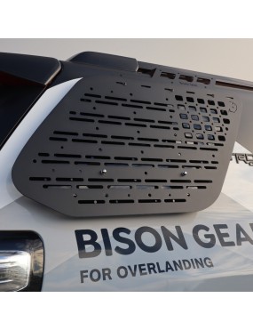 Zewnętrzny panel MOLLE Bison Gear - Toyota 4Runner 5. gen. - Strona: Prawa, Bagażnik niskoprofilowy