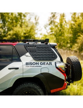 Zewnętrzny panel MOLLE Bison Gear - Toyota 4Runner 5. gen. - Strona: Lewa, Bagażnik niskoprofilowy