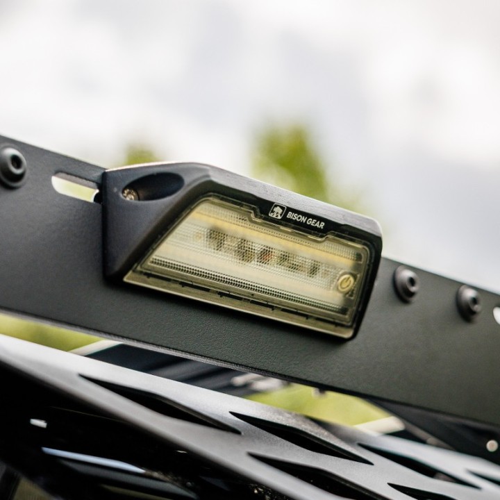 Kątowa Lampa Robocza LED 45° SWIFT Bison Gear - ujęcie 4