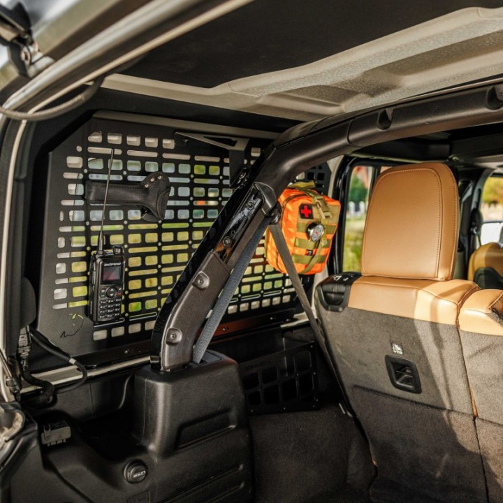 Panel Wewnętrzny MOLLE - Wrangler JLU - Strona: Prawa Bison Gear - ujęcie 5