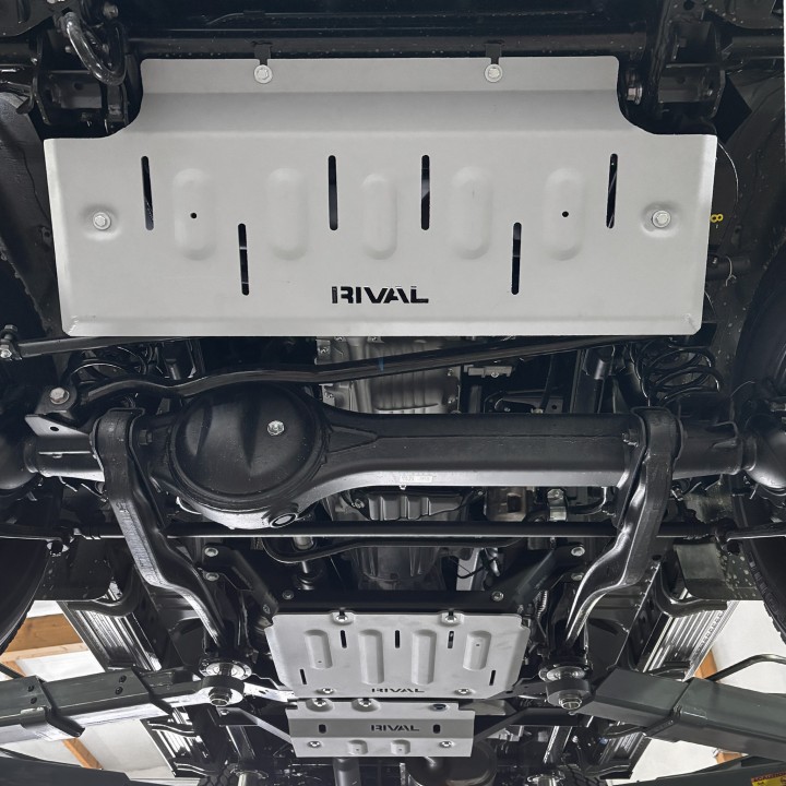 Zestaw osłon Rival — chłodnica z drążkami, skrzynia biegów, reduktor — aluminium 6 mm — Land Cruiser serii 76-79 od - ujęcie 4