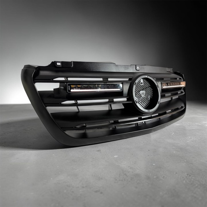 Mocowania lamp LED w atrapę ORAX Systems — Mercedes-Benz Sprinter W907/W910 (pod OSRAM MX250-CB) - ujęcie 2