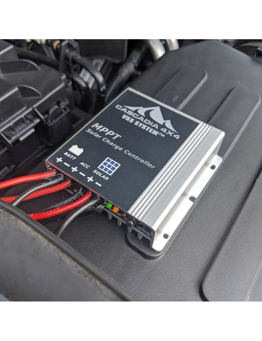 Cascadia 4x4 CHF100CC — kontroler ładowania MPPT 10 A do VSS System™ 1.0, IP67