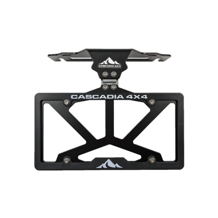 Cascadia 4x4 Flipster V3 CHF101 — uchylny uchwyt tablicy rejestracyjnej przed wyciągarką - ujęcie 4