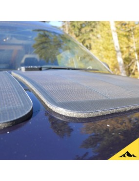 Cascadia 4x4 VSS System™ 2.0 CHF152 — panel solarny 86 W na maskę Mercedes Sprinter VS30 2019–2025